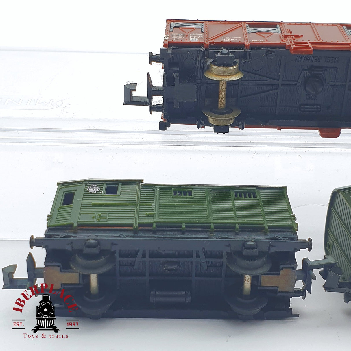 ♻️ 2 mano - 3x Minitrix vagones mercancias cerrados DB N escala 1:160 TEN04