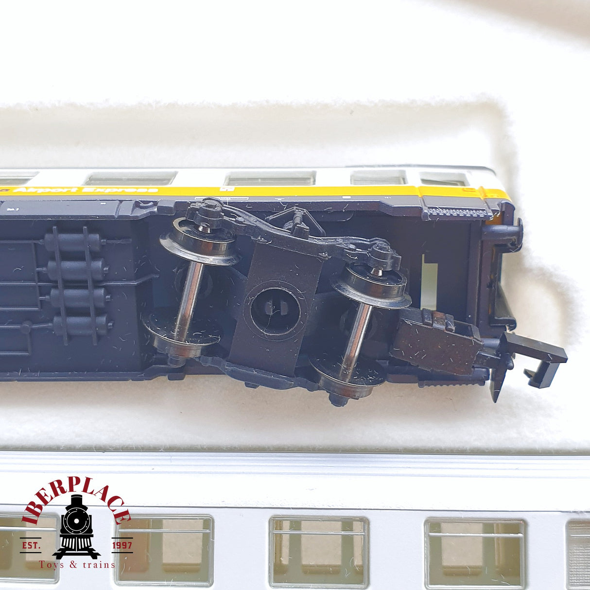 ♻️ 2 mano - Arnold 0180 set Locomotora Lufthansa Airport Express N escala 1:160 TEN04