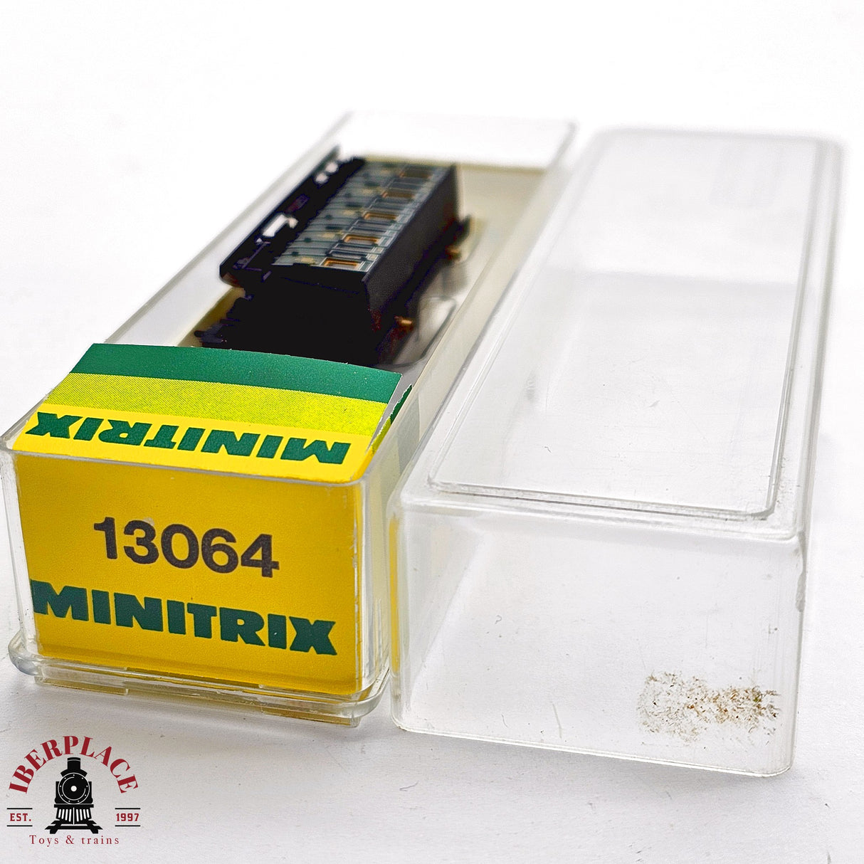 ♻️ 2da mano - Minitrix 13064 vagón pasajeros K.Bay.Sts.B Clase 3 N escala 1:160 E13