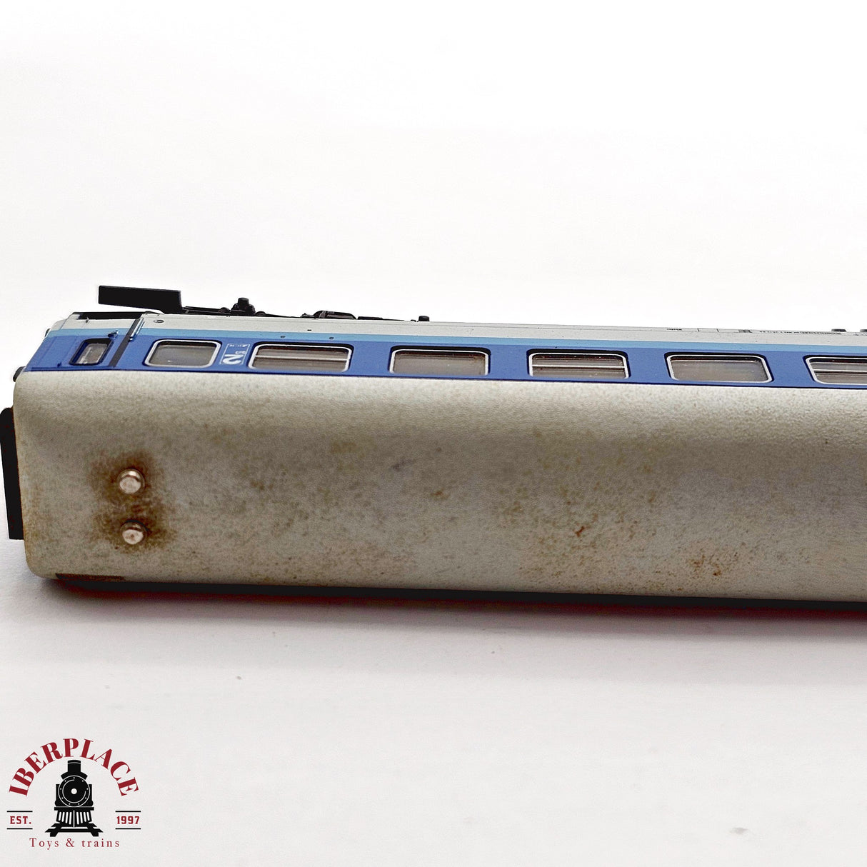 ♻️ 2da mano - Minitrix 13351 vagón pasajeros DB clase 2 N escala 1:160 E13