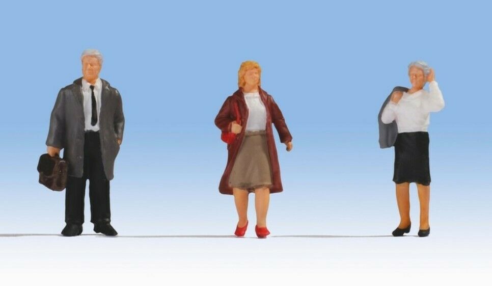 Noch 17850 Pasajeros viajeros escala 0 1:43