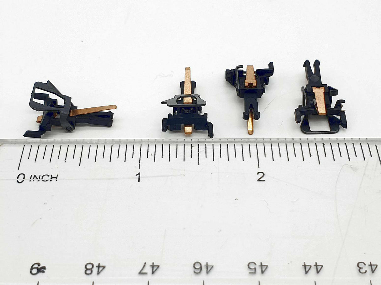 H0 1:87 Märklin E-115737 coupler enganche Couplages Accoppiamenti NEM 362 Set 4x