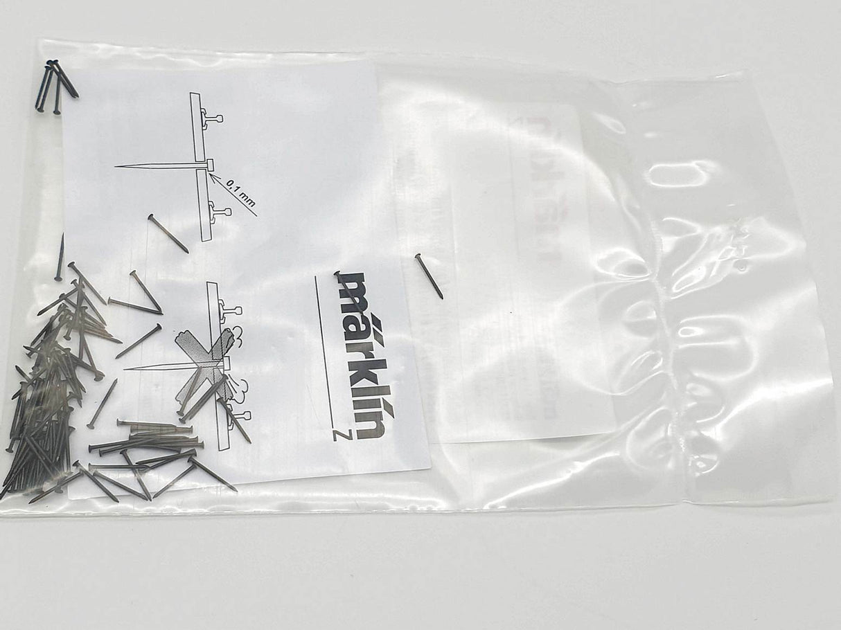 Märklin 8999 mini-club escala Z 1:220 Set 100x Nails Clavos Clous Chiodi Nägel