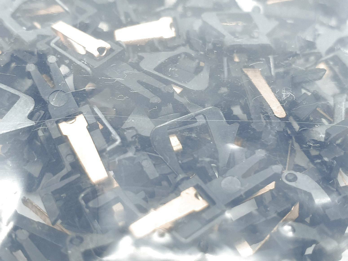 H0 1:87 Märklin E-115737 coupler enganche Couplages Accoppiamenti NEM 362 Set 4x