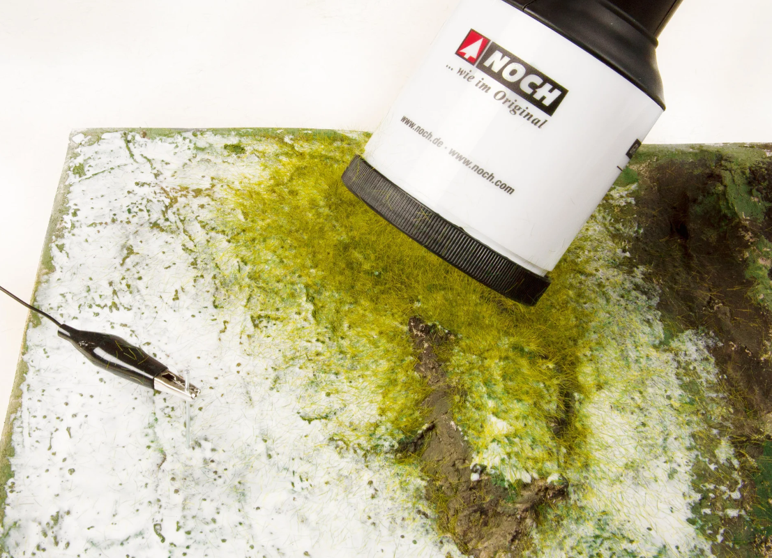 Noch 60110 Gras-Master 3.0 electrostatos para el paisaje de tu maqueta H0 escala 1:87