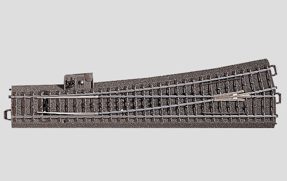 H0 1:87 escala Märklin 24711 Desvío esbelto a la izquierda Longitud 236,1 mm. Radio 1114,6 mm