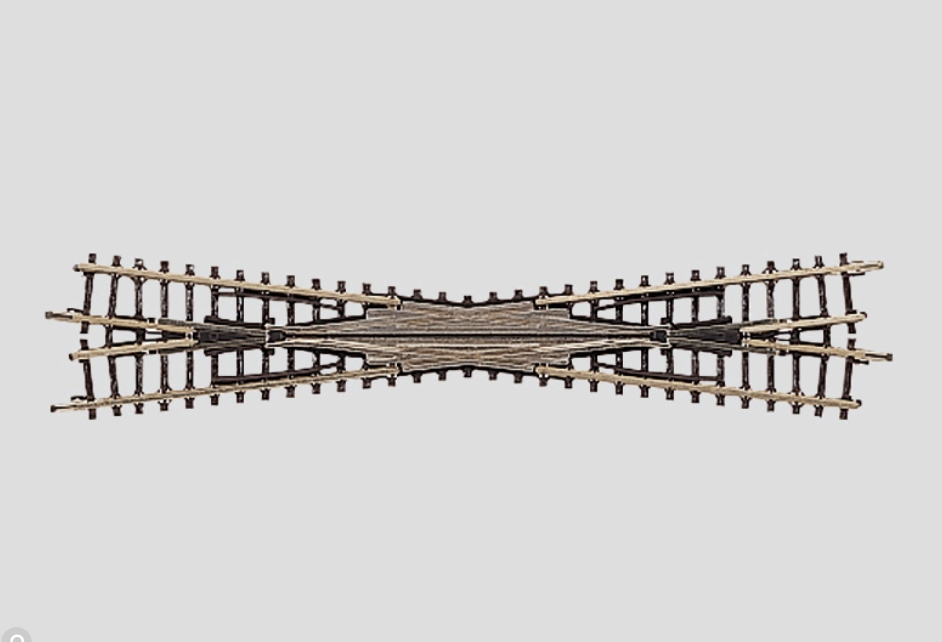 Z 1:220 Märklin 8559 Travesía Longitud 112,8 mm. 13°