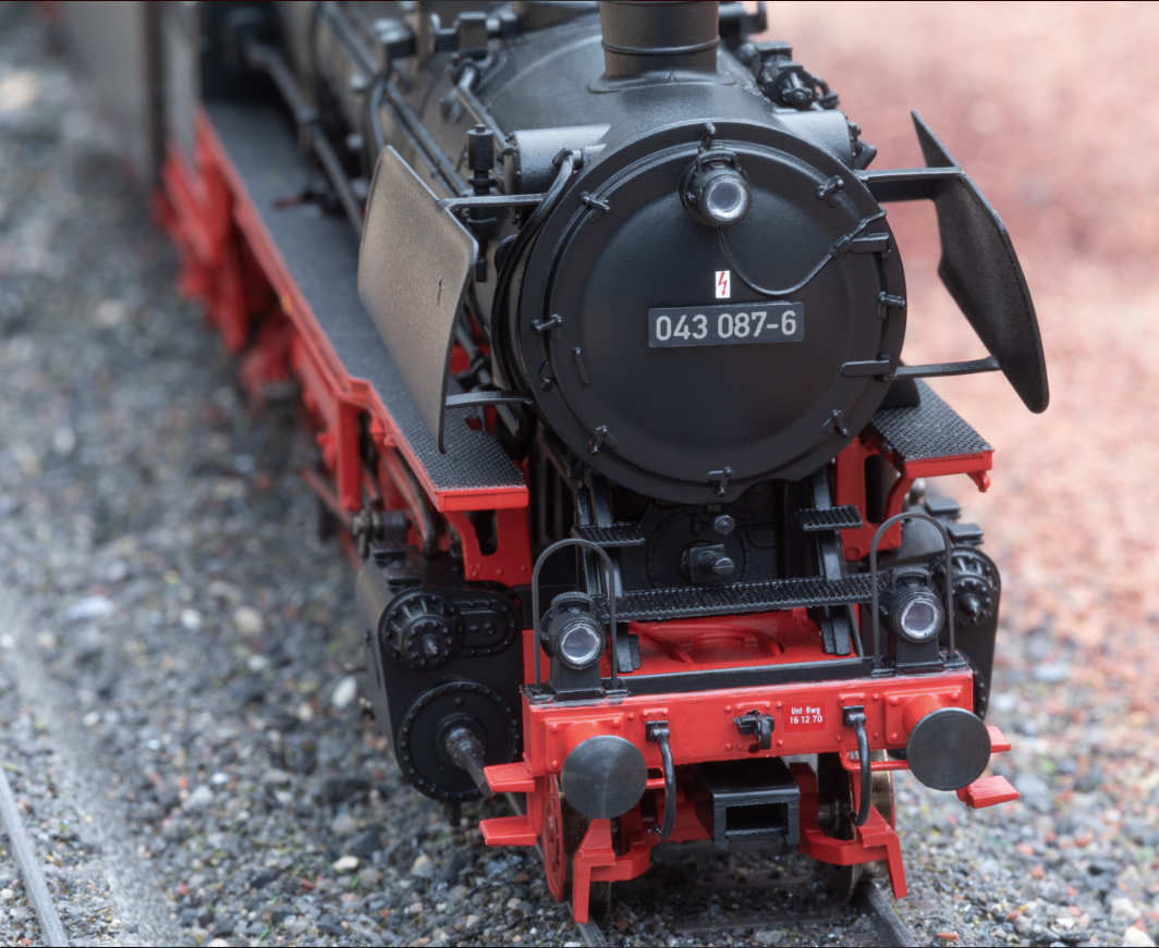 H0 1:87 Märklin 39884 Digital Locomotora de vapor de la serie 043 DB