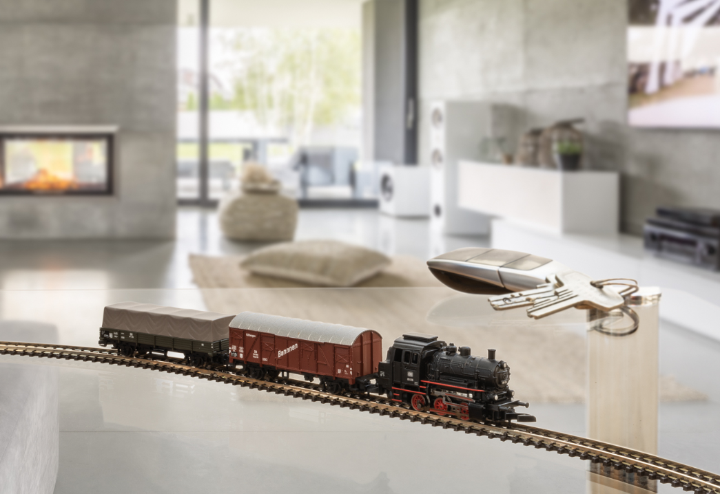 Z 1:220 Märklin 81701 Caja de iniciación Tren mercancías con locomotora de vapor BR 89, circuito ovalado de vías, unidad de conducción, fuente de alimentación