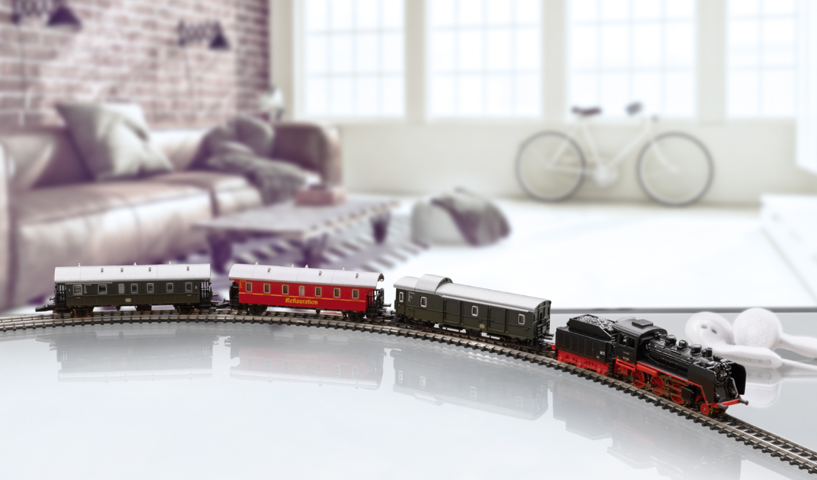 Z 1:220 Märklin 81874 Caja de iniciación "Tren de viajeros de museo" con locomotora de vapor BR 24.