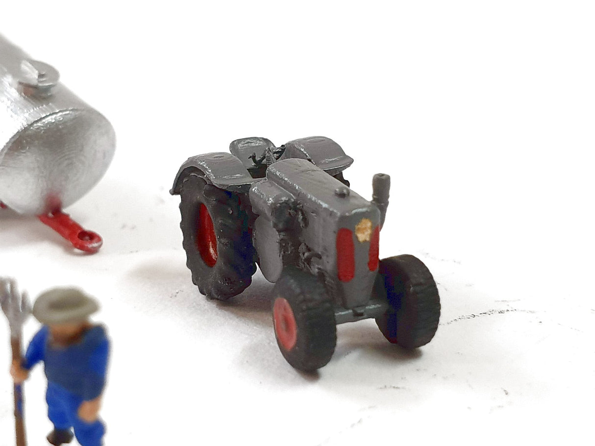 🧨 Liquidación – Z 1:220 escala figuras Iberplace 10003 Tractor vacas