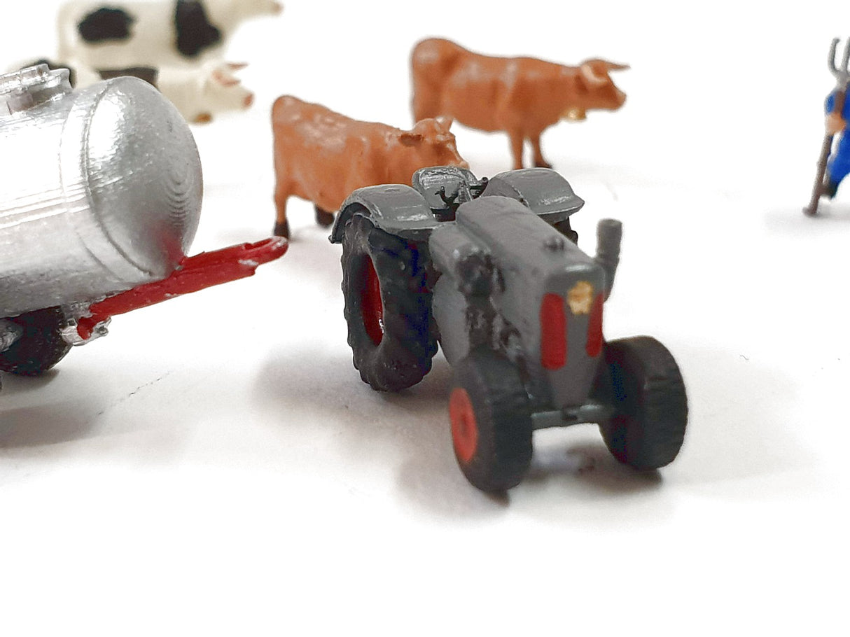 🧨 Liquidación – Z 1:220 escala figuras Iberplace 10003 Tractor vacas