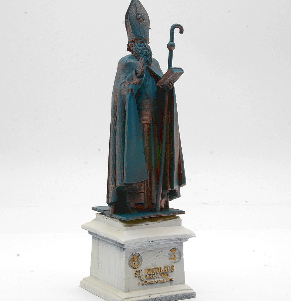 Estatua de san nicolás en bari italia escultura de san nicolás