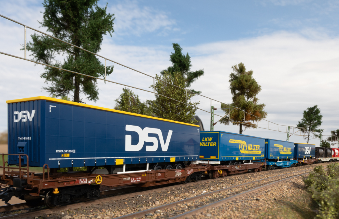 H0 1:87 escala Märklin 47111 Set de vagones canguro DSV