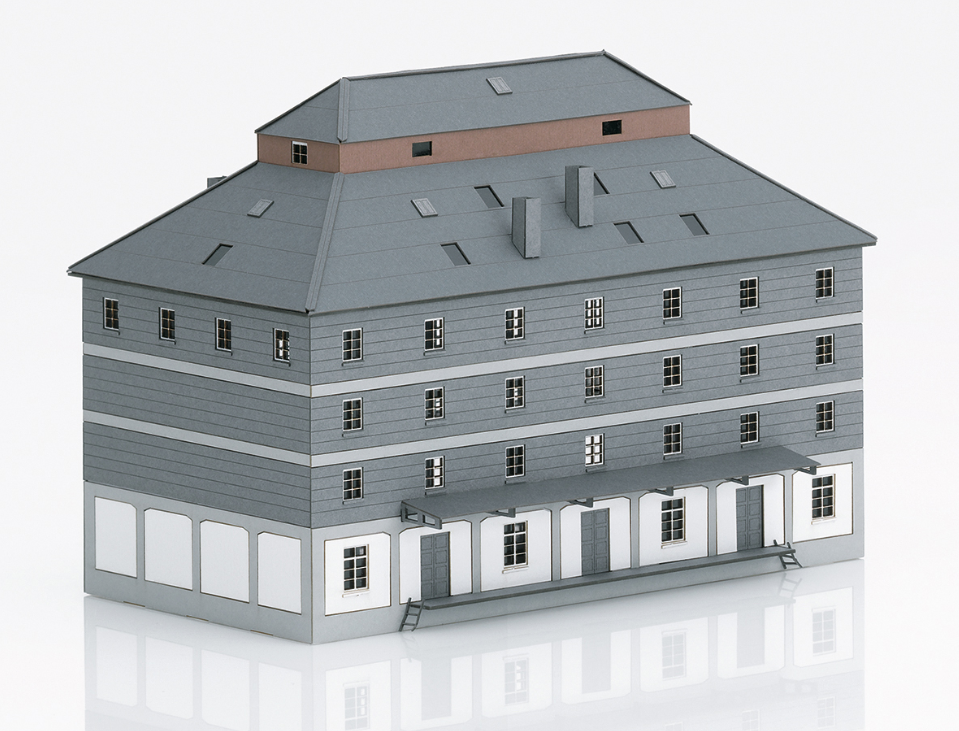 Z 1:220 Märklin 89705 Kit de construcción "Almacén Raiffeisen con mercado"