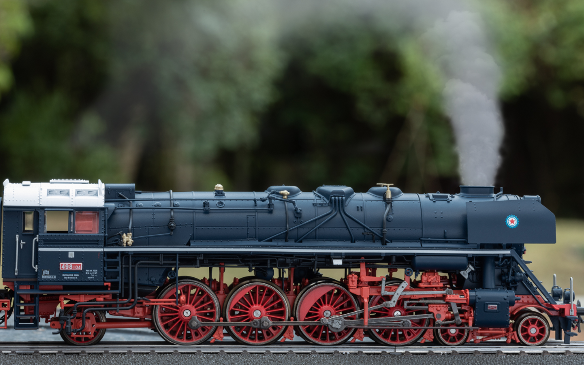 H0 1:87 Märklin 39498 Locomotora de vapor Baureihe 498.1 Albatros ŽSR