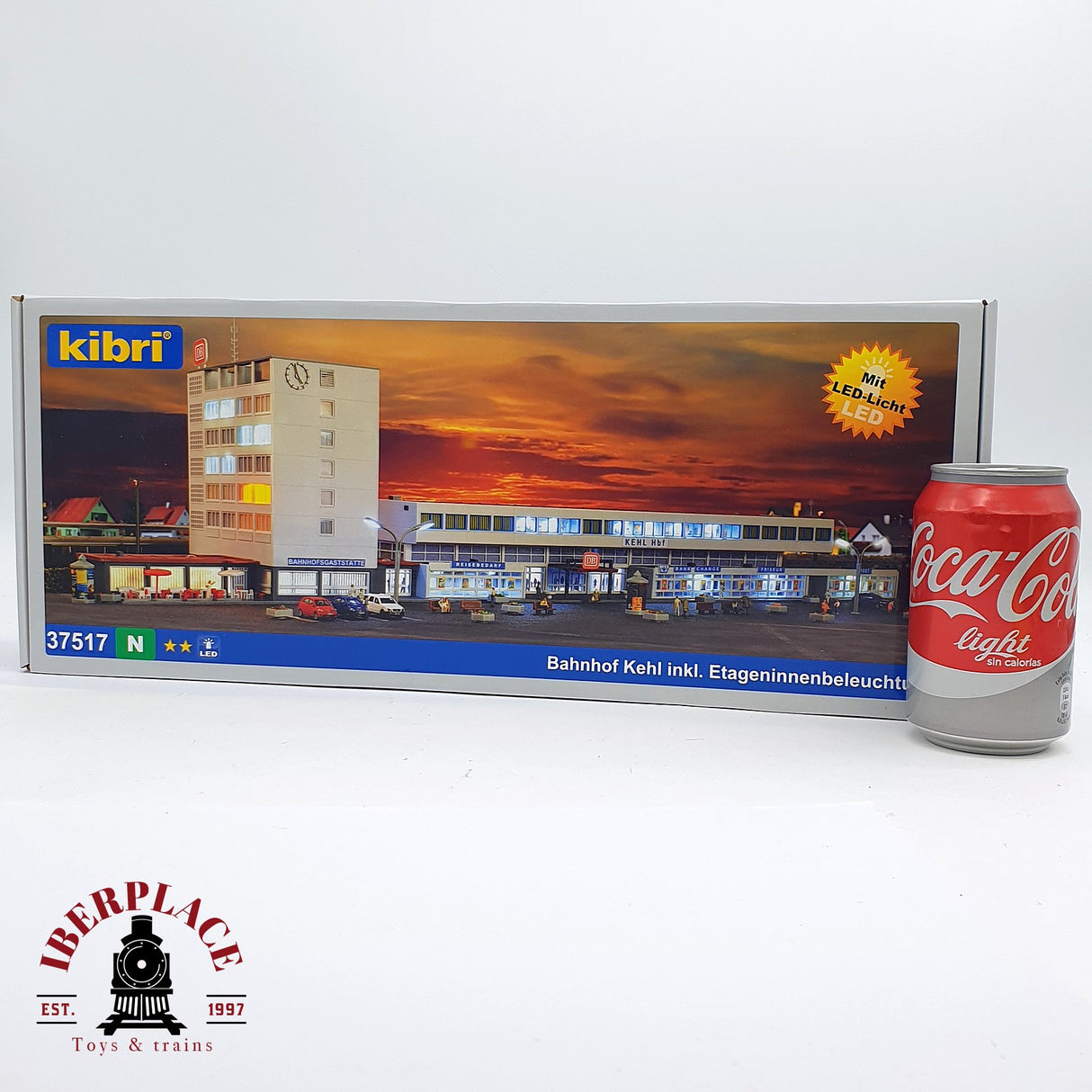 ♻️ Segunda mano - Kibri 37517 Estación de tren con iluminación interior N escala 1:160