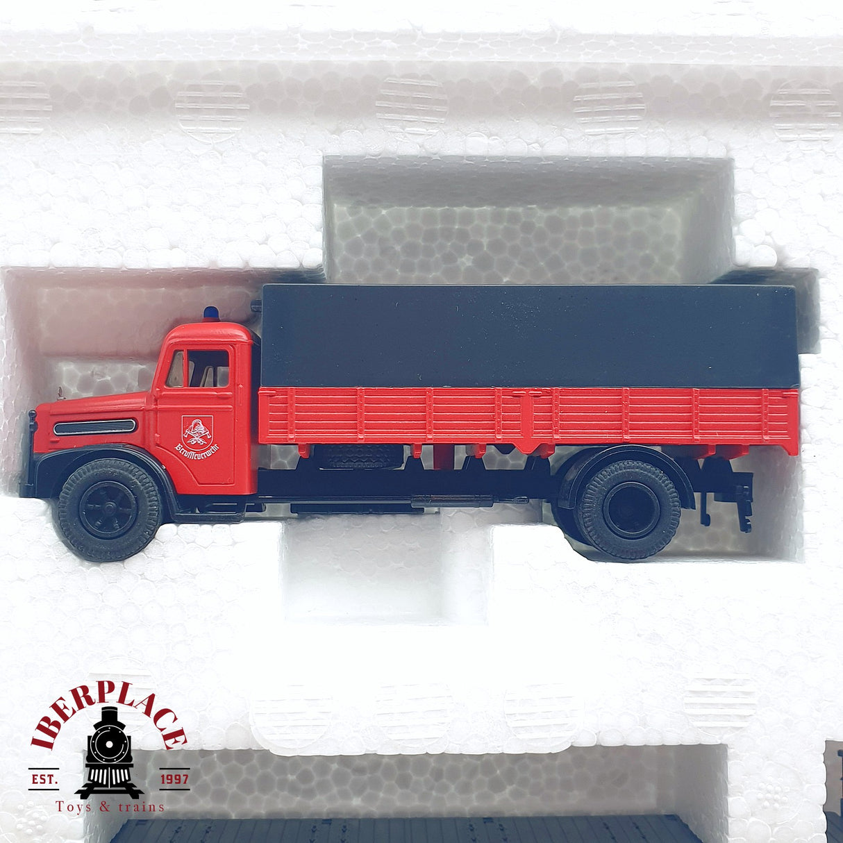 ♻️ 2da mano - Märklin 48756 vagón plataforma con camion de bomberos H0 escala 1:87