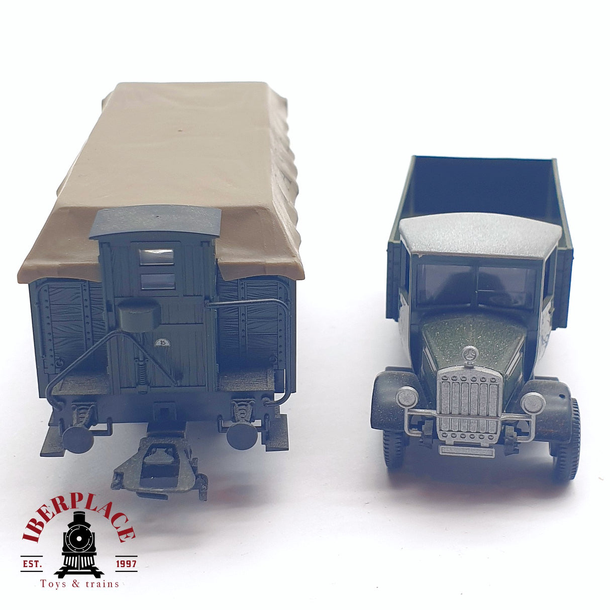 ♻️ 2da mano - Trix 46061 vagón central con compartimentos Castell H0 escala 1:87