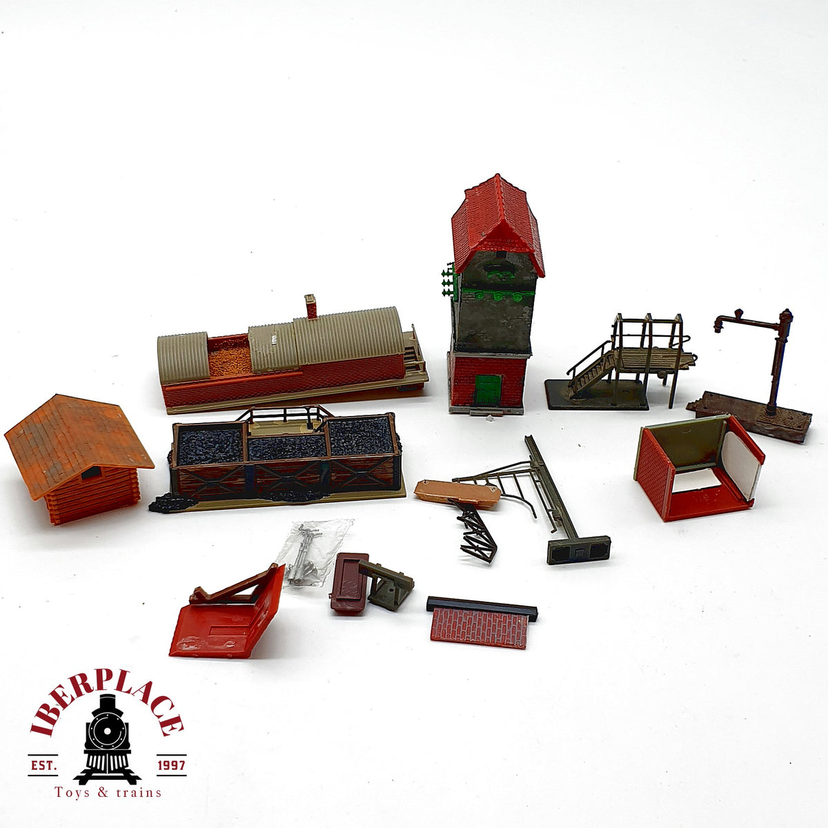 ♻️ 🔧 Edificios Accesorios Depósito Carbón Torre de control Carga para Piezas Escala N 1:160