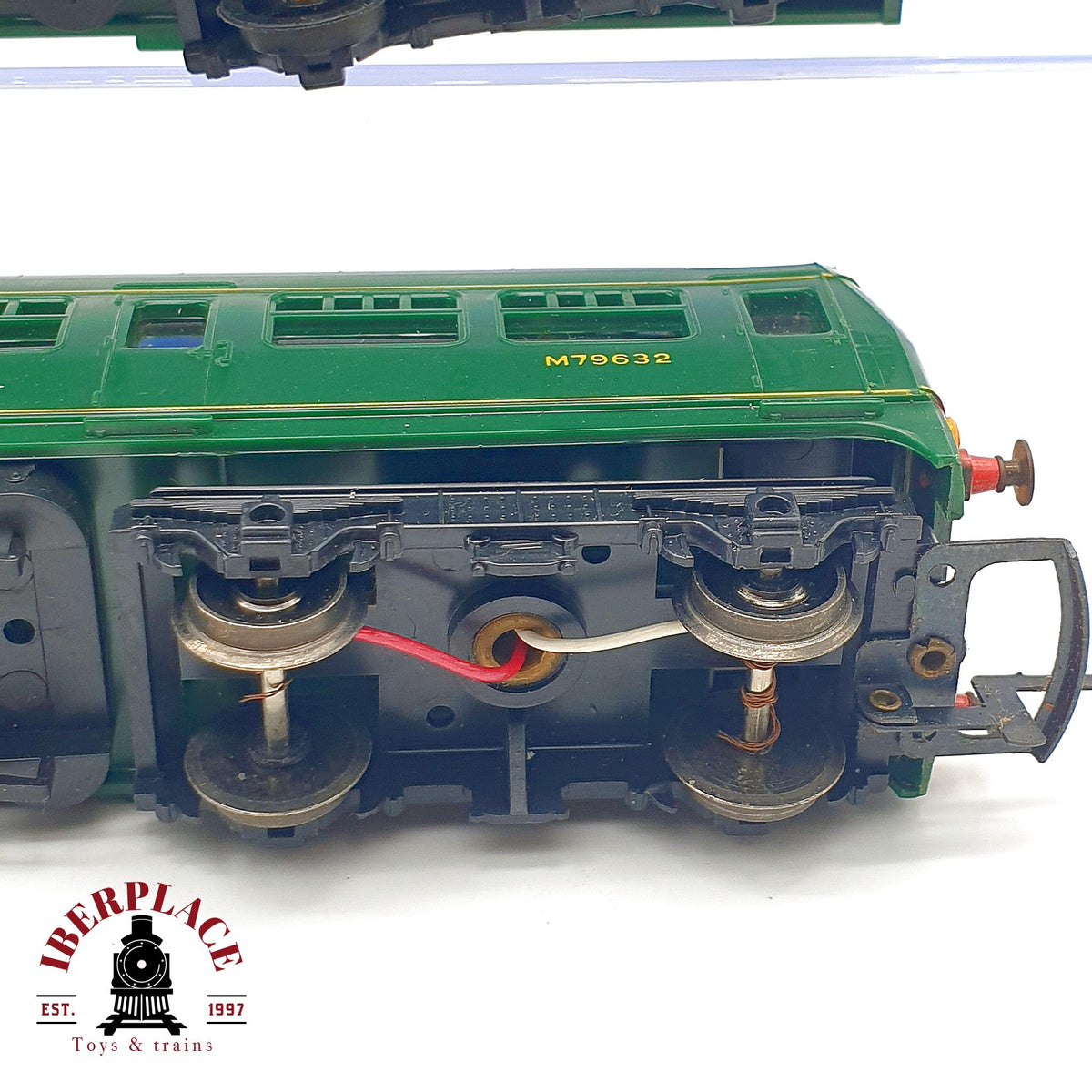 ♻️ 🚂 Hornby OO H0 DMU Class 101 automotor 3 piezas BR Green M79079 Escala H0 1:87