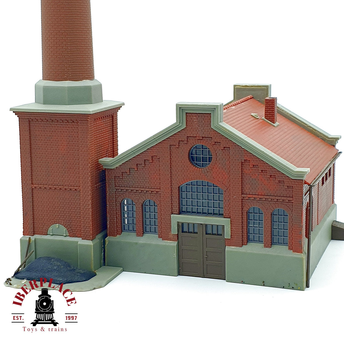 ♻️ Kibri Fabrica antigua con chimenea de ladrillo Kesselhaus Escala H0 1:87