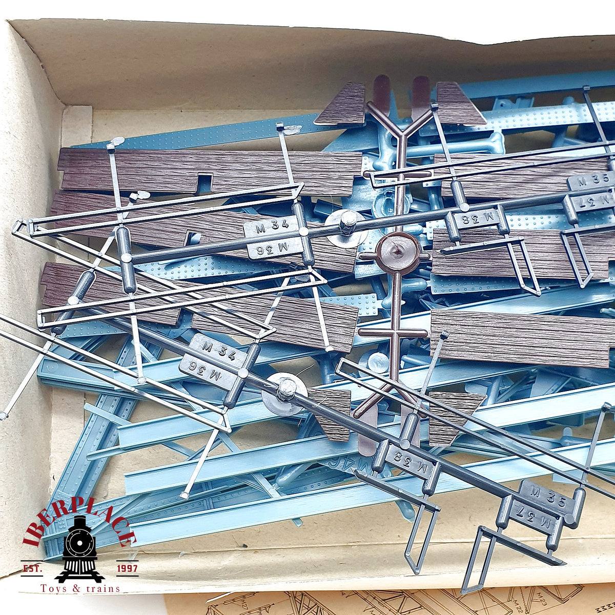 ♻️✨Kibri B-9694 H0 kit puente de celosia metalica con pilares Escala H0 1:87