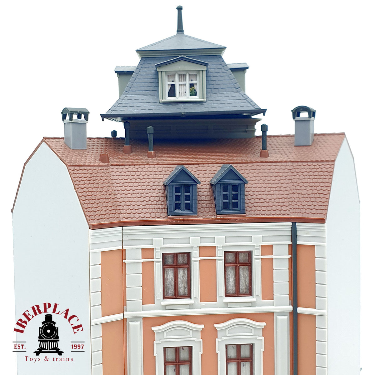 ♻️ Kibri Edificio esquinero con tienda de motos maqueta Escala H0 1:87