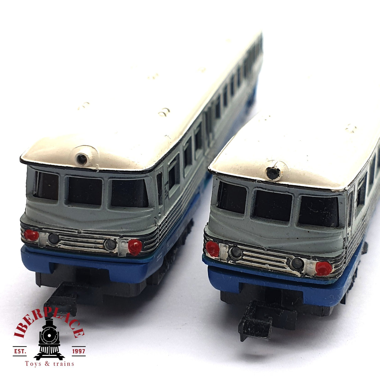 ♻️ 2da mano - 2x PIKO tren diesel con vagon para piezas o restaurar GDR DDR N escala 1:160 E16