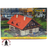 💡 Faller 131549 Casa adosada en Moosgrund Kit de montaje H0 escala 1:87 E18