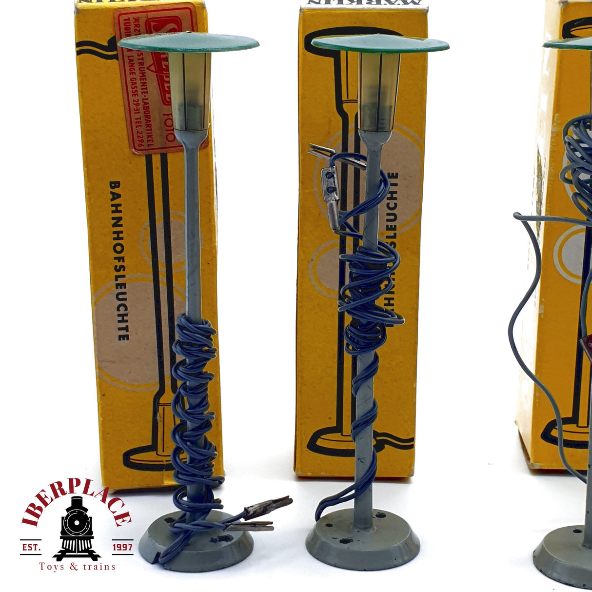 ♻️ 4x Märklin 7047 Farolas de estación H0 escala 1:87 E20 2/3