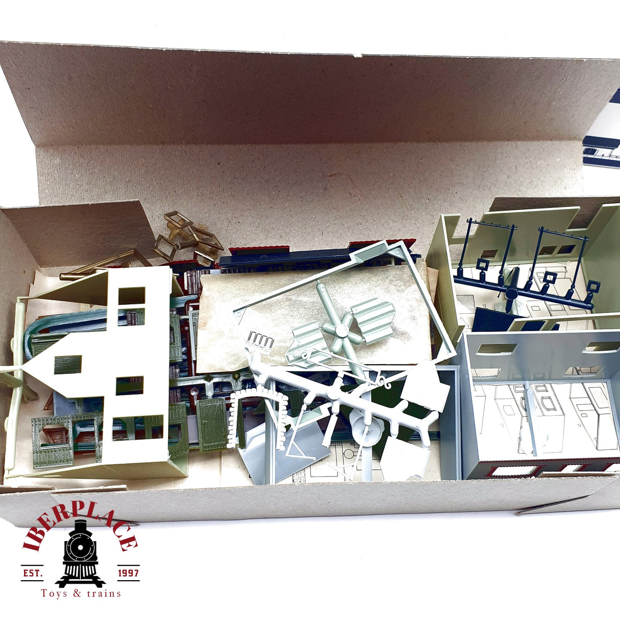 ♻️ Vero Modell 182 35 737 014 Calle de la Estación, 5-7 H0 escala 1:87 E20