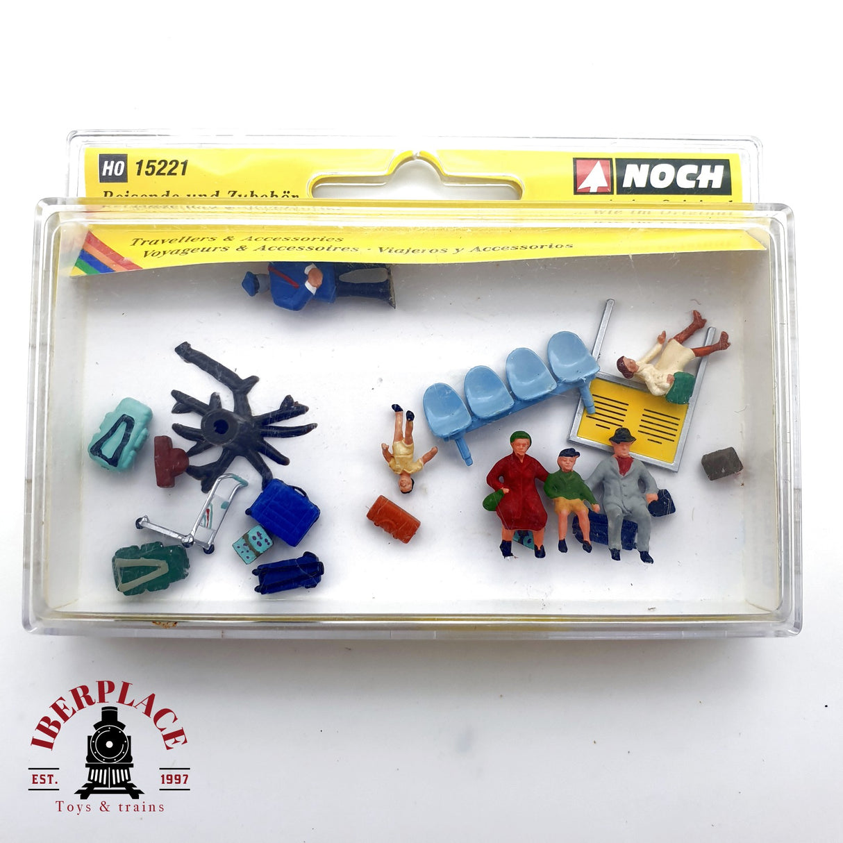 ♻️ Figuras Viajeros sentados con equipajes H0 escala 1:87 E20