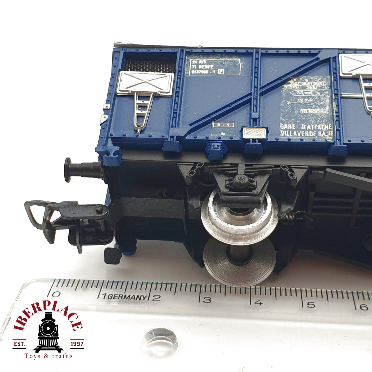 ♻️ Electrotren 1451 vagón cerrado Mahou cervezas RENFE H0 escala 1:87 A27