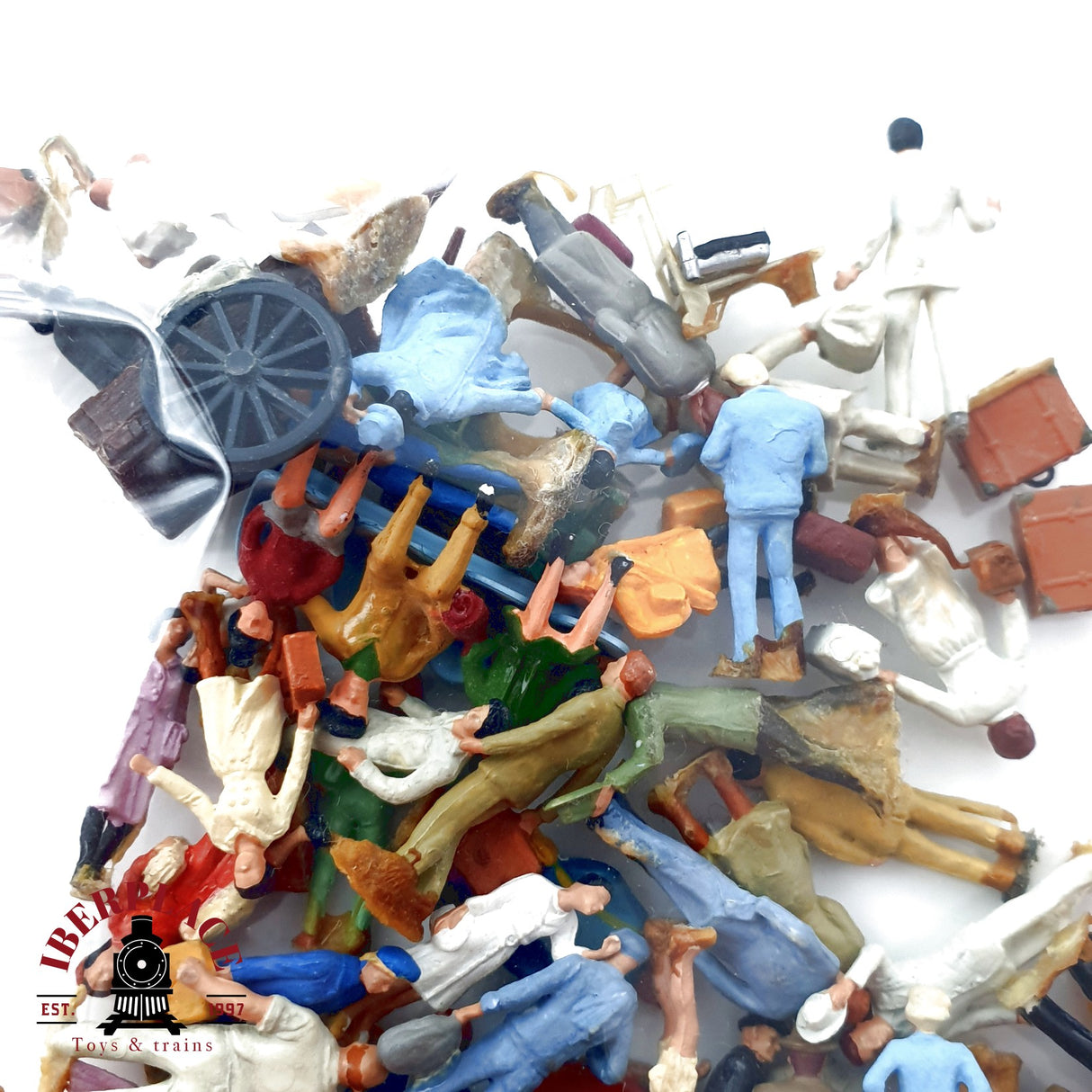 ♻️  Figuras viajeros paseantes Personas con maletas H0 escala 1:87 E20