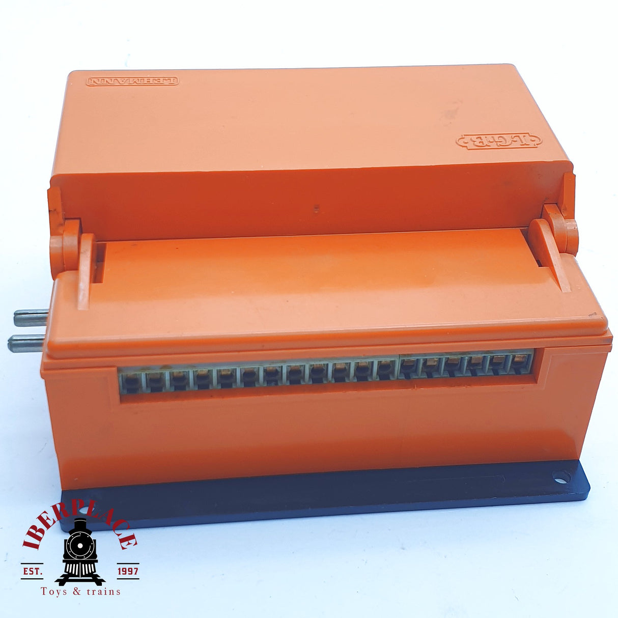 ♻️ 2da mano -  L.G.B 5075 Caja de control con interruptor momentáneo escala G
