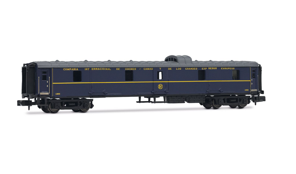 Arnold HN4486 CIWL, set de 3 unidades "Sud-Expreso", set 1/2, compuesto por 1 x DD3 + 1 x AA 5000 en verde con fuelles + 1 x WL, ép. III-IV RENFE N escala 1:160