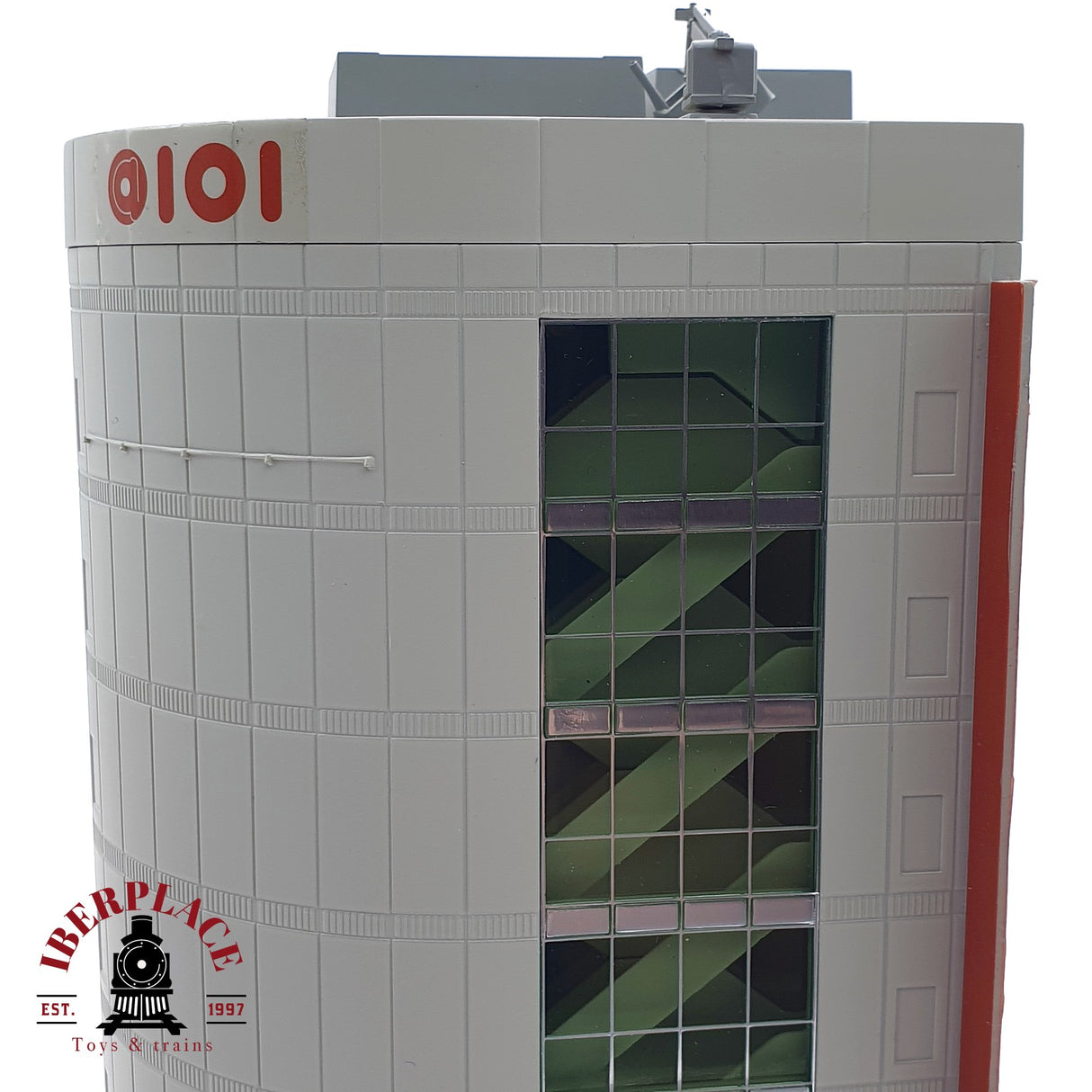 ♻️ Segunda mano - Kato 23-437 Edificio moderno con escaparates N escala 1:160