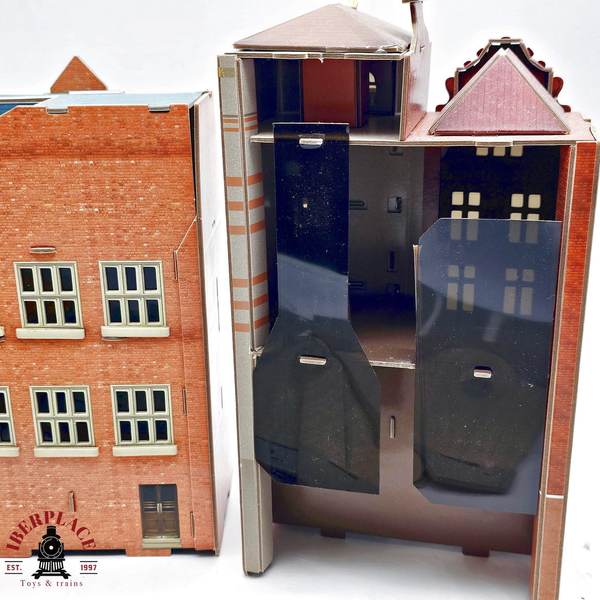 ♻️ 2da mano -  Lote Edificios con bajos comerciales de cartón H0 escala 1:87 A11