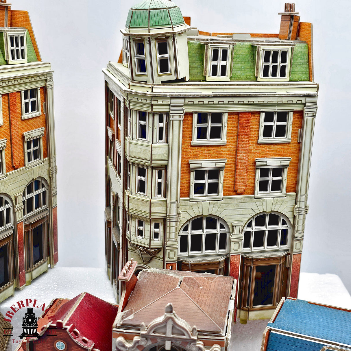♻️ 2da mano -  6x Edificios esquineros, edificios con bajos comerciales de cartón H0 escala 1:87 A11