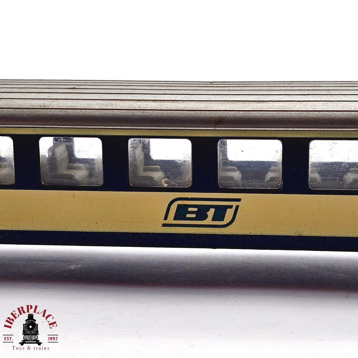 ♻️ 2da mano - DC Lima 309508K vagón pasajeros BT clase 2 H0 escala 1:87 EH011
