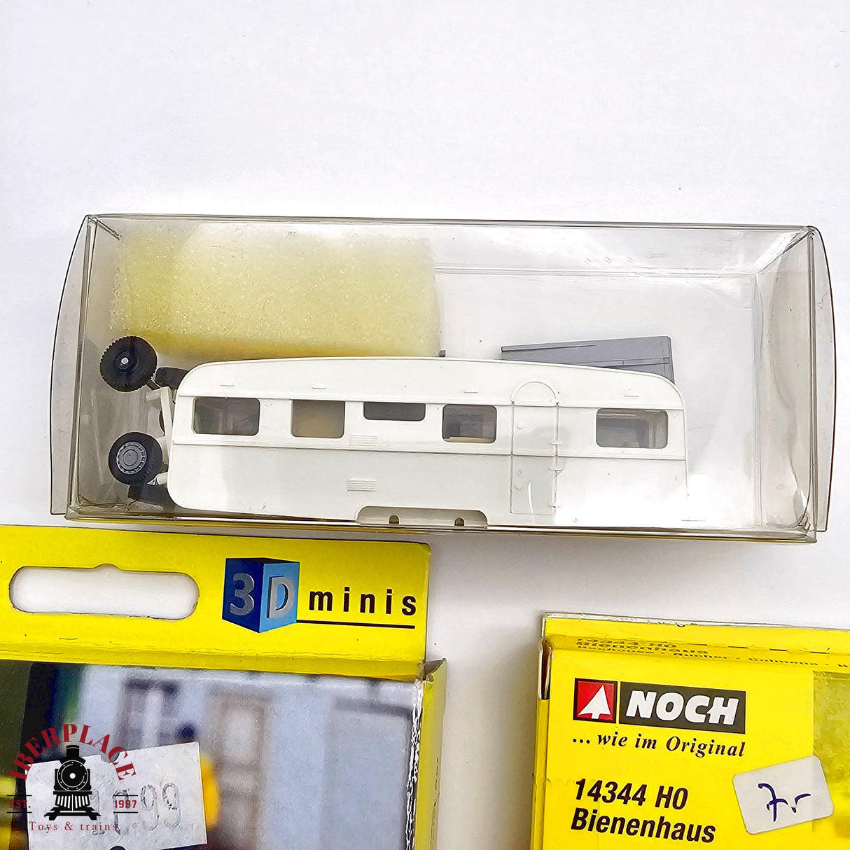 ♻️ 2da mano - 7x Noch lote mixto figuras y plantas ortigas diente de leon H0 escala 1:87 E12