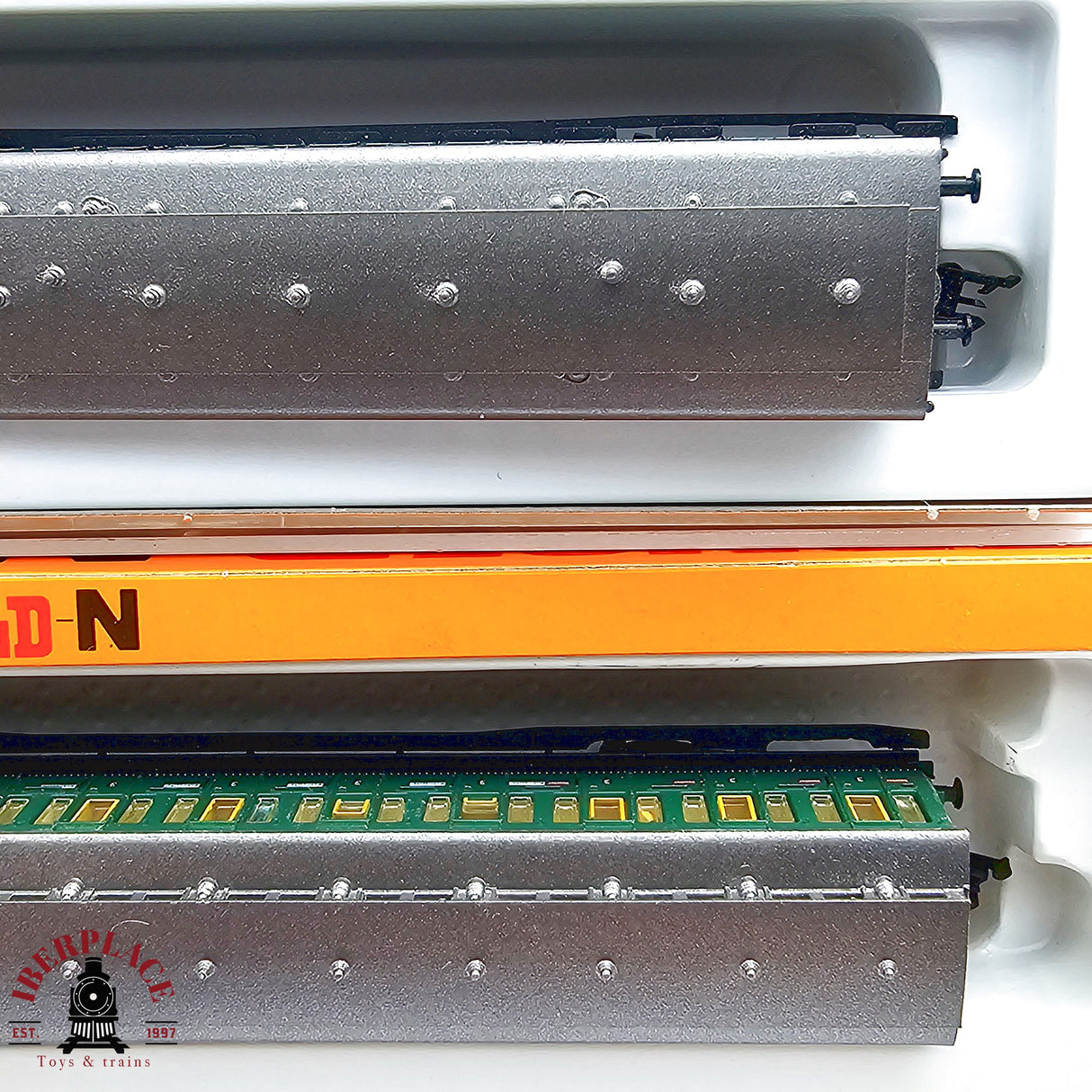 ♻️ 2da mano - Arnold 3x vagones pasajeros DRG clase 3 N escala 1:160 E13