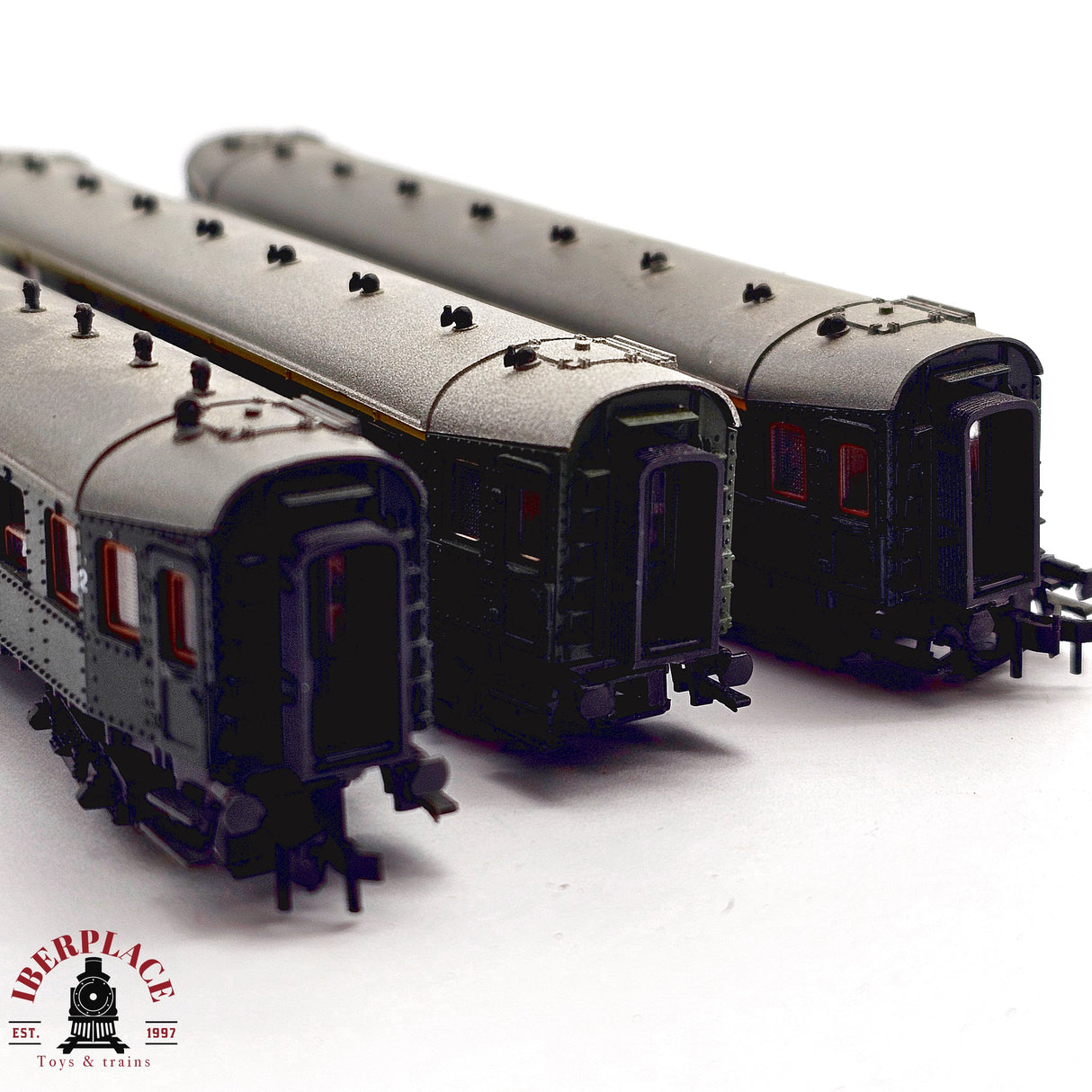 ♻️ 2da mano - Roco 3x vagones pasajeros DB clases 1-2 N escala 1:160 E13