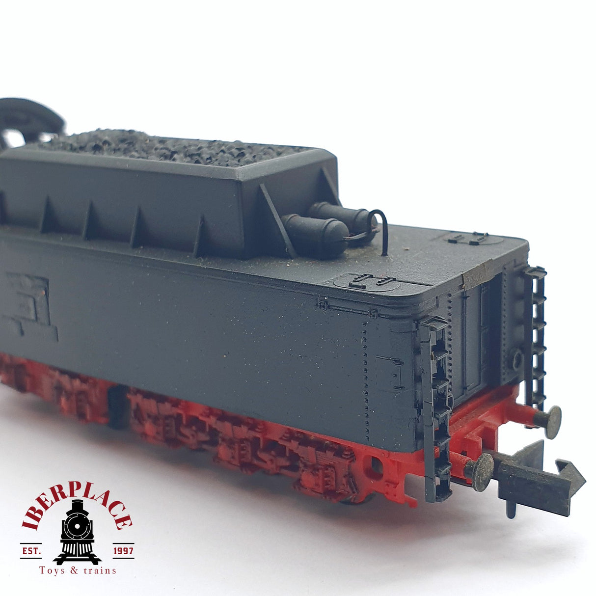 ♻️ 2da mano -  Arnold 2215 Locomotora de vapor Negra N escala 1:160