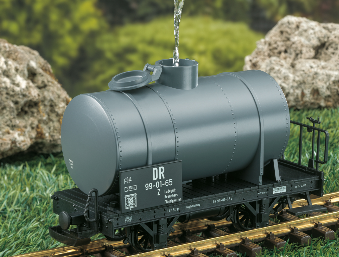 L.G.B 40556 Vagón mercancía cisterna DR gris escala G