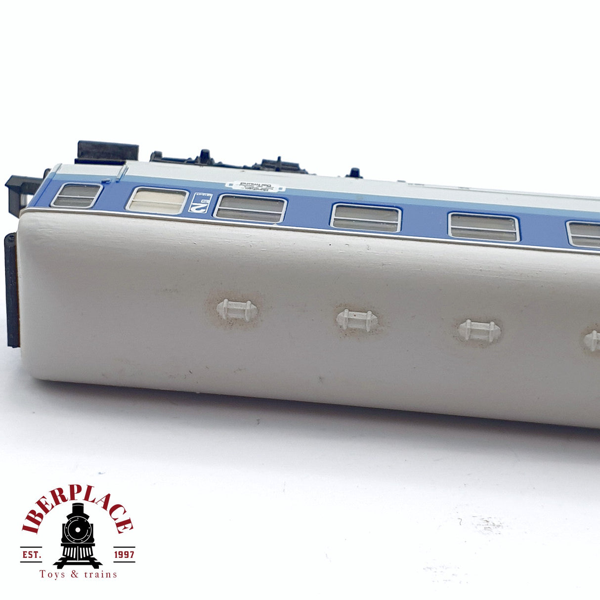 ♻️ 2da mano - Minitrix 13191 vagón pasajeros DB clase 2 N escala 1:160