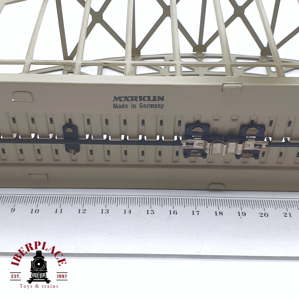 ♻️ 2da mano -  Märklin 7163 Puente en arco de metal H0 escala 1:87