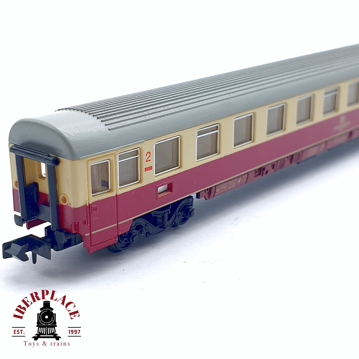 ♻️ 2da mano - Arnold 3771 vagón pasajeros clase 2 DB N escala 1:160