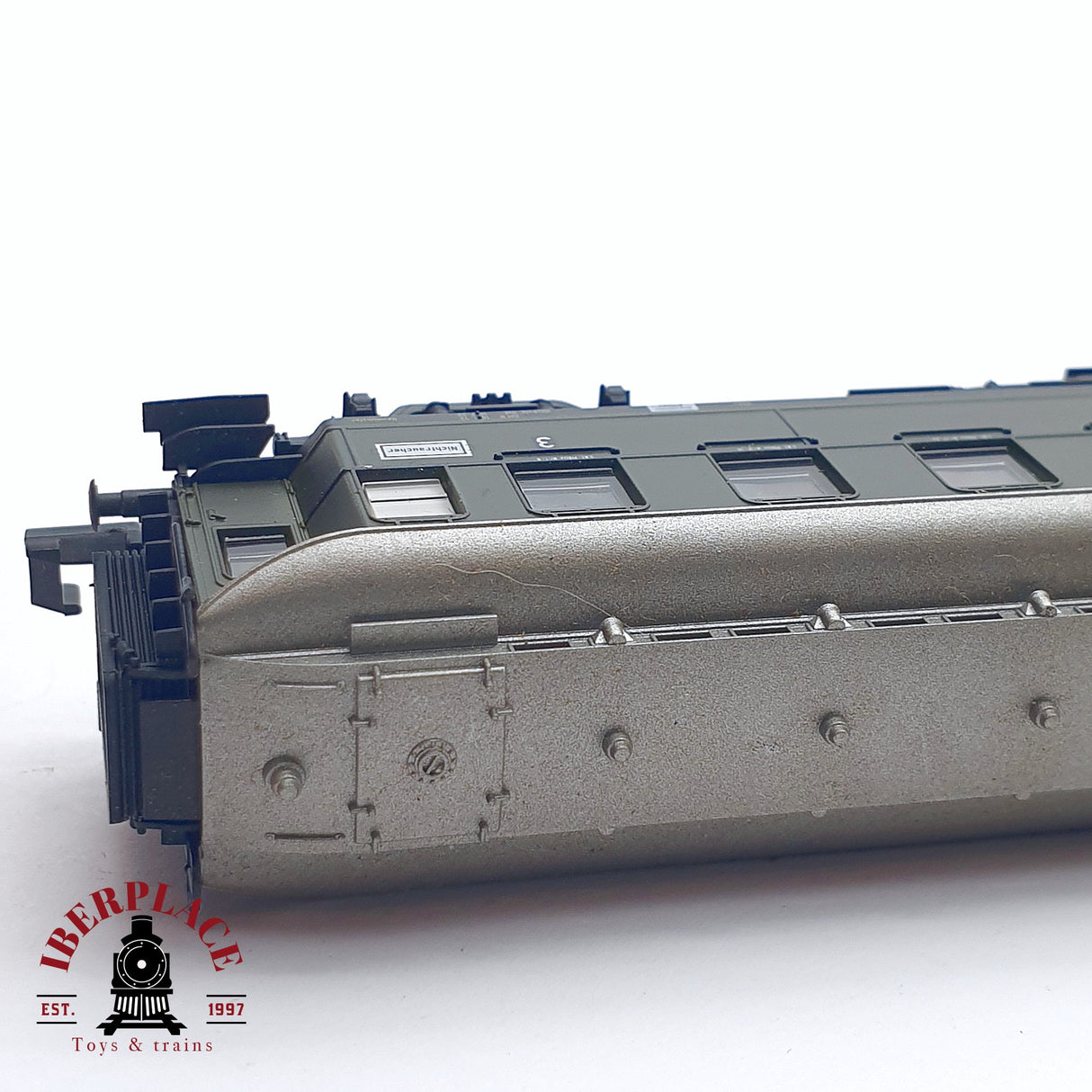 ♻️ 2da mano - Fleischmann 8083K vagón pasajeros DRG 18 041 N escala 1:160